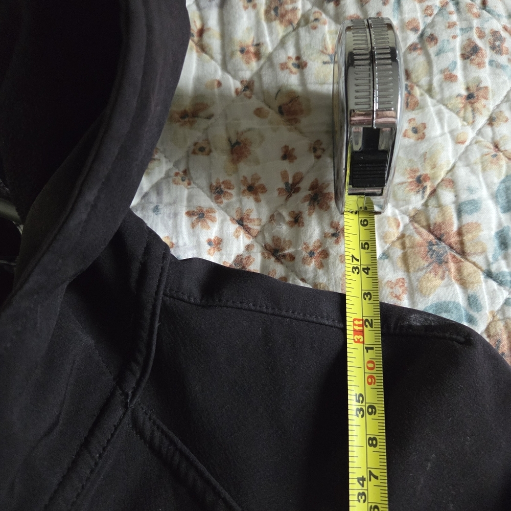Lululemon Soft Shell Jacket Sz.4 - Picture 7 of 7